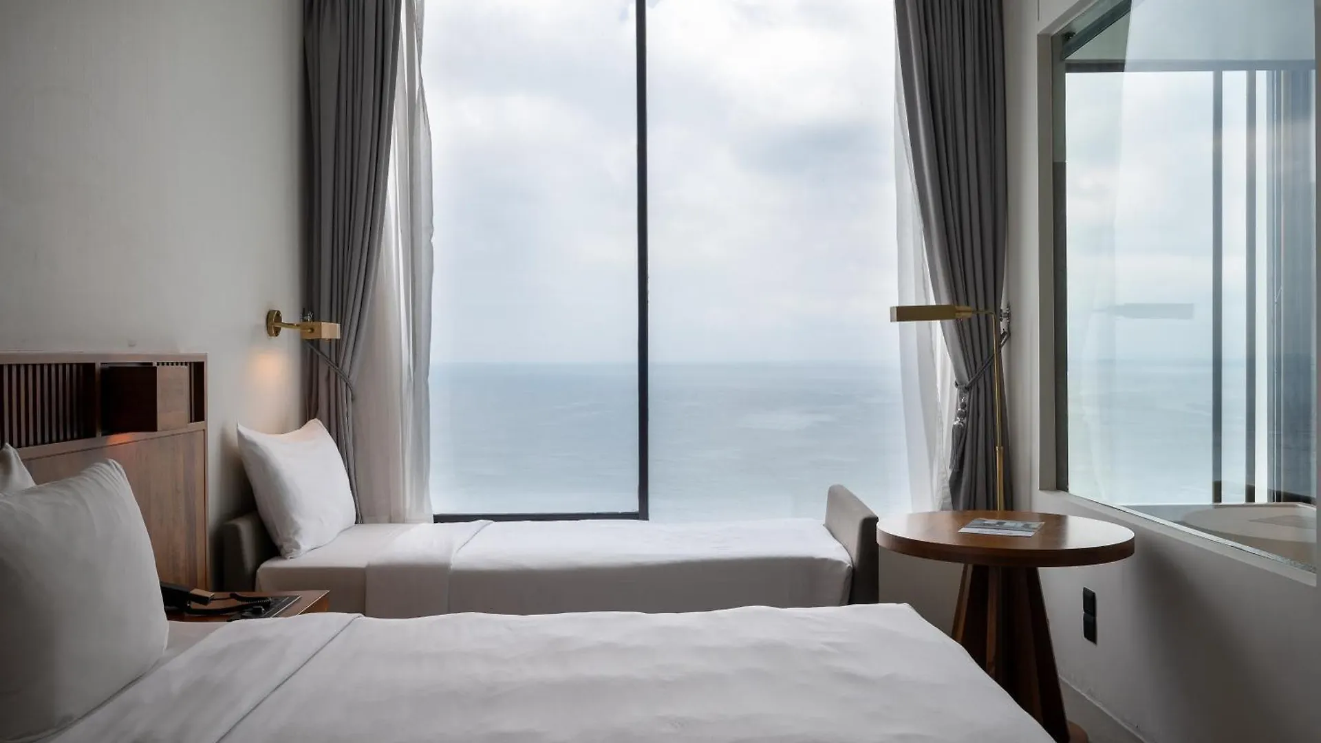 Granbell Hotel Colombo 4*,