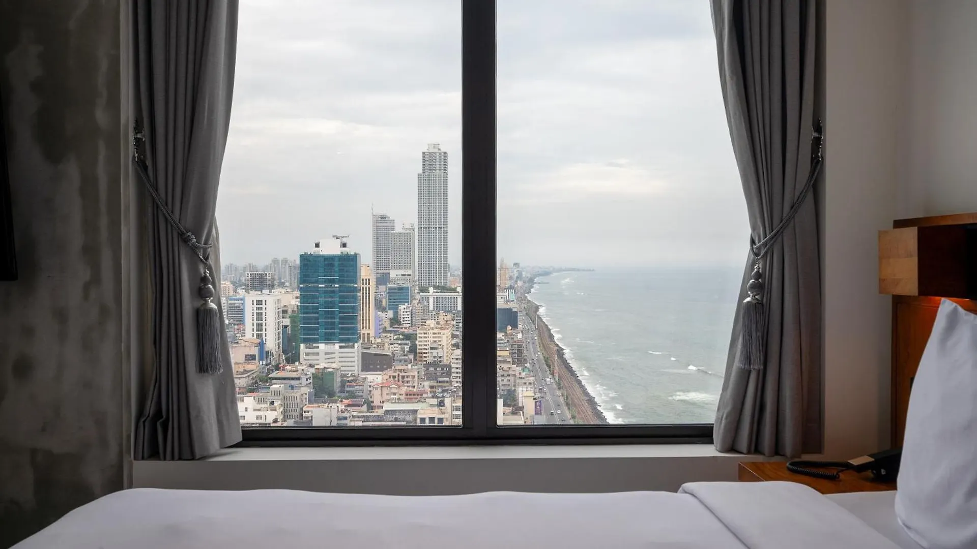Granbell Hotel Colombo 4*,